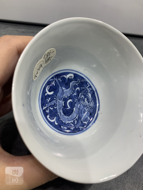 清晚期青花留白双龙赶珠纹茶园 - 图8